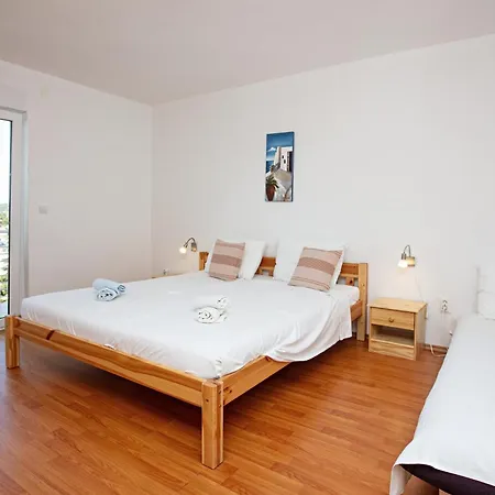 Apartments By The Sea Tisno, Murter - 4295 Exterior foto