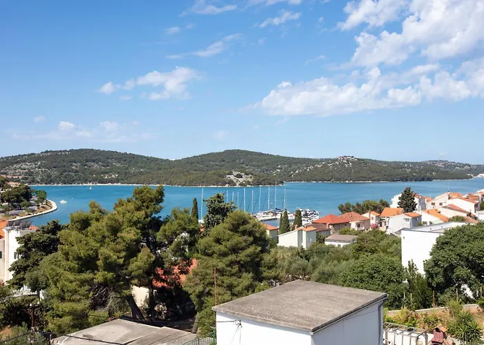 Apartments By The Sea Tisno, Murter - 4295