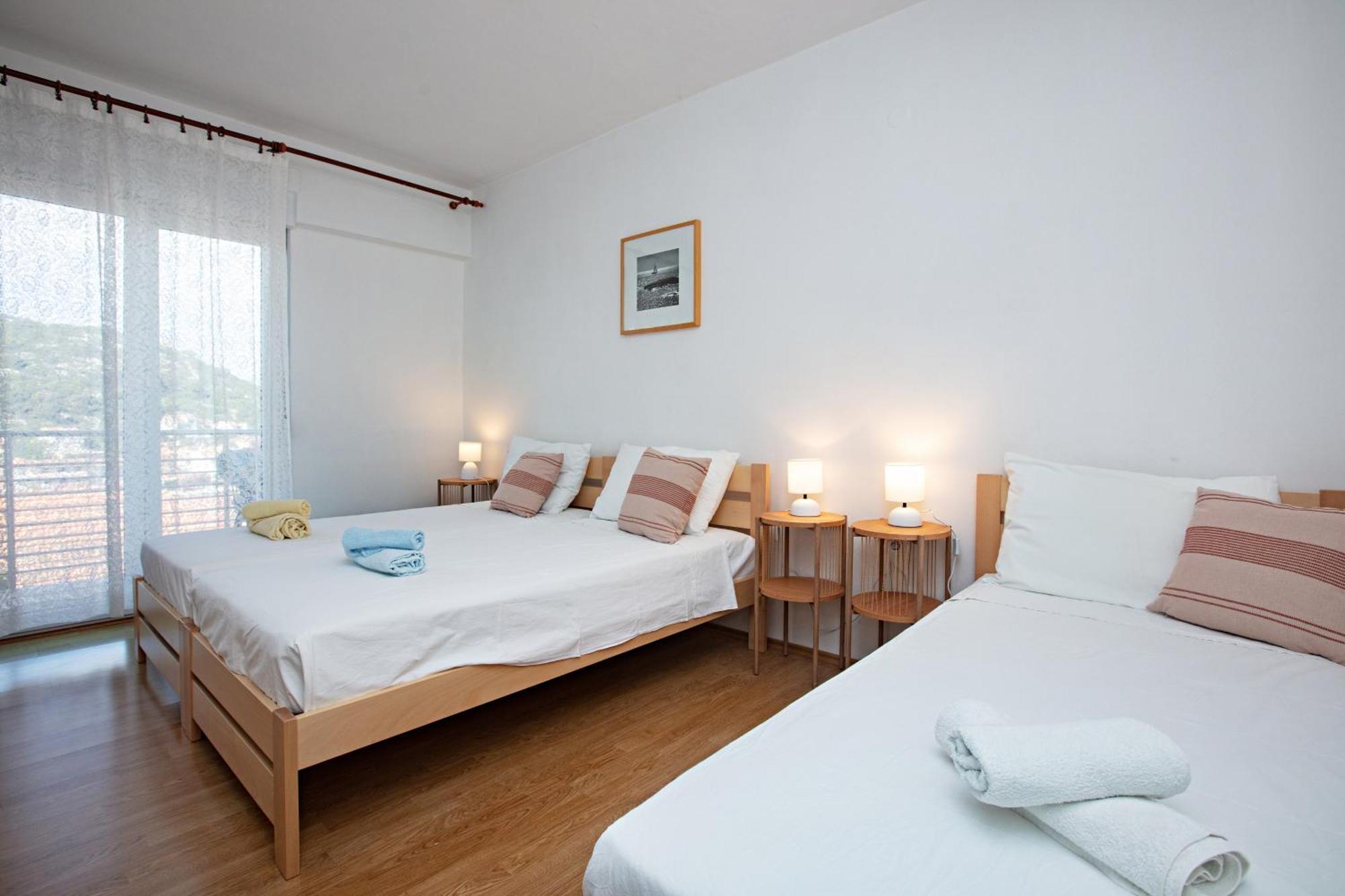 Apartment By The Sea Tisno, Murter - 4295 *