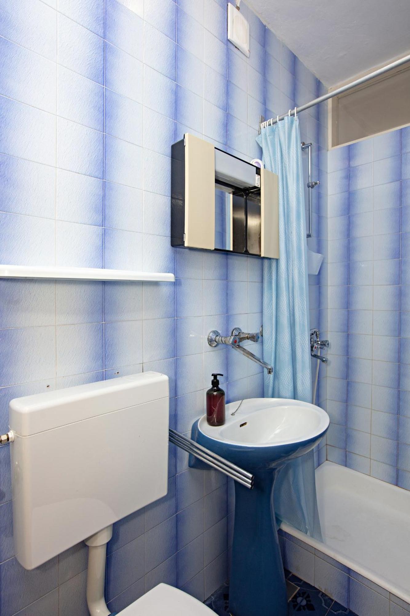 Apartment By The Sea Tisno, Murter - 4295